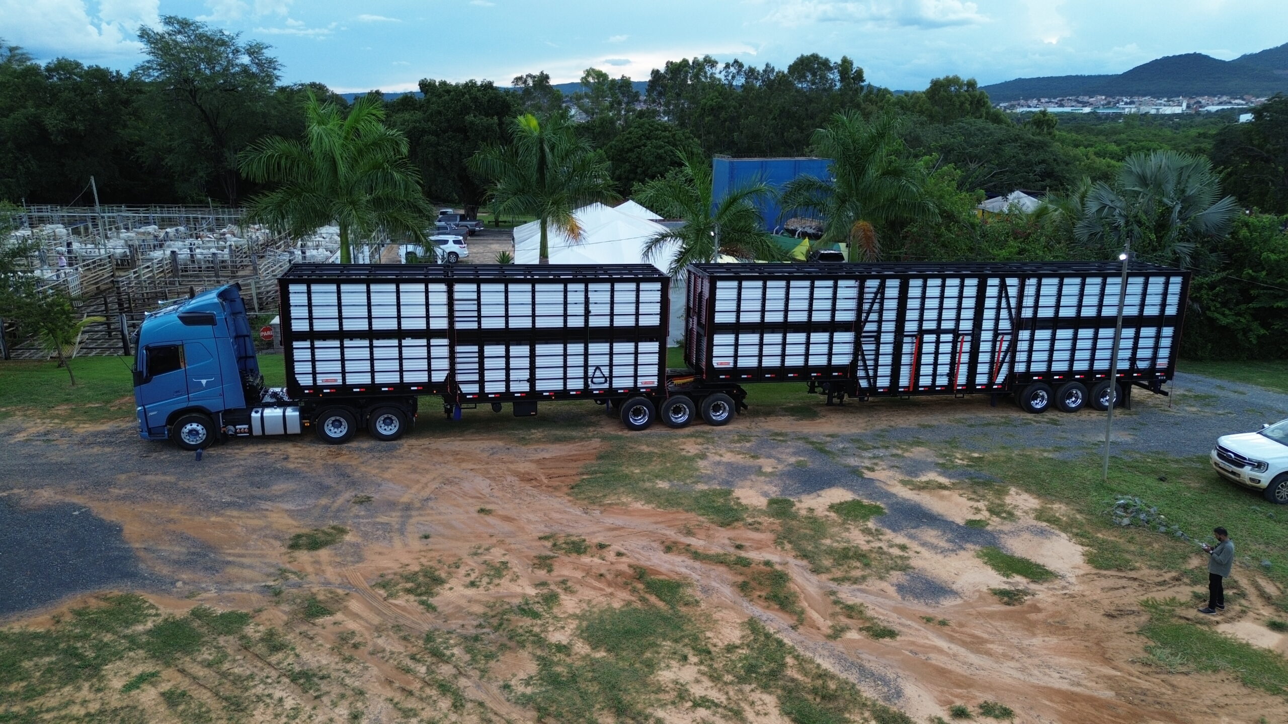 Rodoboi 2 pisos de alta capacidade para transporte rodoviário de bovinos